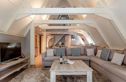 Praze-An-Beeble Cabin | St Ives Studio Spa, Praze-An-Beeble