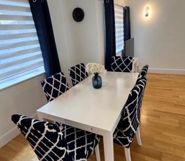 Ipswich Apartment | St Nicolas Cottage