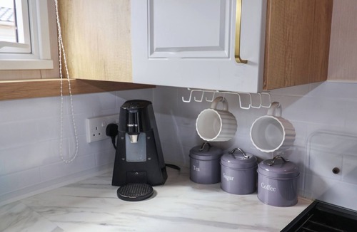 Hopton Cottage | Stag Lodge, Caravan 70