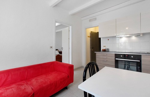 Aymavilles Apartment | 'Standard Two-Room Apartment' with Mountain View, Shared Terrace and Wi-Fi