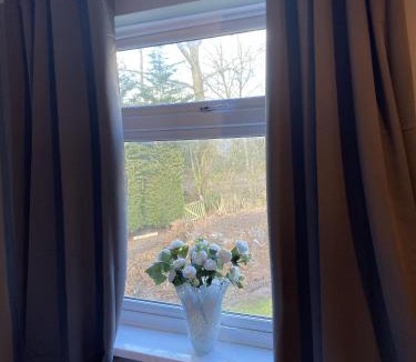 Takeley Street House | Stansted Airport Guest Rooms
