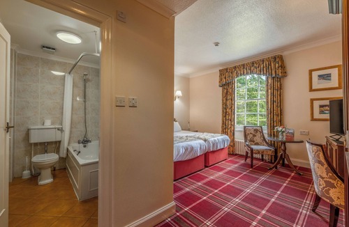 Nairn Hotel | Stay in Style by Nairn Beach—Golf, History & Comfort Combined