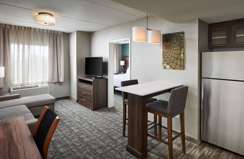 Glendale Hotel | Staybridge Suites Niagara-On-The-Lake by IHG