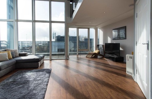 Tradeston Apartment | StayCentral Apartment - Glasgow City Penthouse