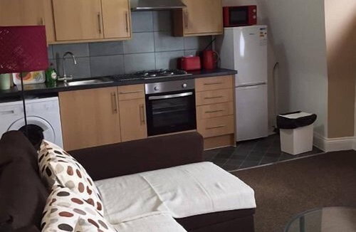 Valentines Apartment | Studio 7 minutes’ walk from Ilford Rail Station