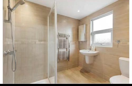 Bruce Grove House | Studio Room- En-suite & Kitchenette Seven Sisters