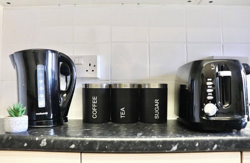 Kennington Apartment | Stunning 1 bedroom apartment in Central London, Kennington Sleeps 4, Zone 1/2