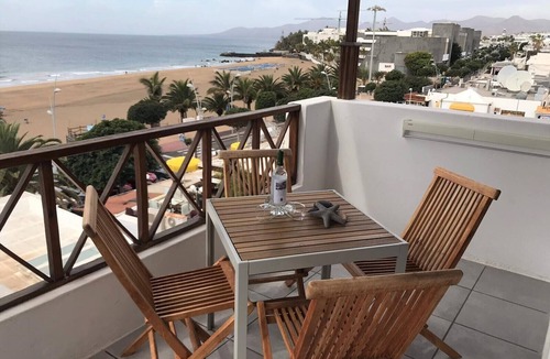 Puerto del Carmen Apartment | Stunning front line 2 bedroom apartment