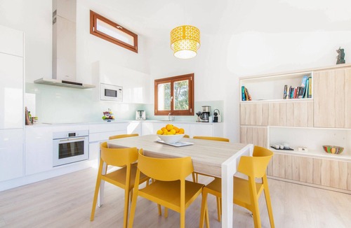 Galilea House | Stunning home in Galilea