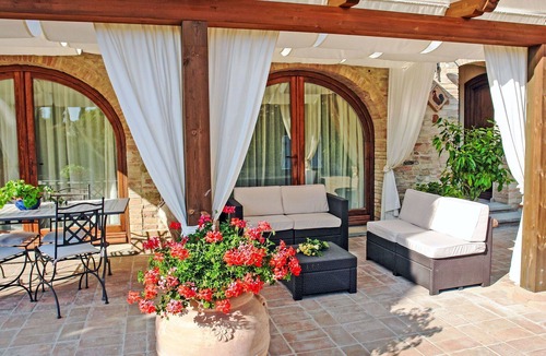 Castelfiorentino Villa | Stunning private villa for 6 guests with WIFI, pool, TV, terrace and panoramic view