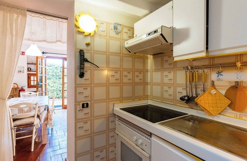 Borganzo House | Stunning private villa for 4 guests with WIFI, A/C, terrace and pets allowed