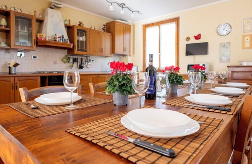 Loro Ciuffenna Villa | Stunning private villa for 11 people with private pool, WIFI, TV, terrace and pets allowed