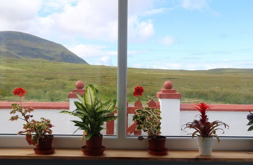 Bornesketaig House | Stunning private villa for 2 people with TV and panoramic view