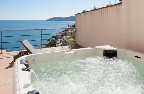 Llanca Villa | Stunning property first line on coast in Costa Brava, north of Barcelona