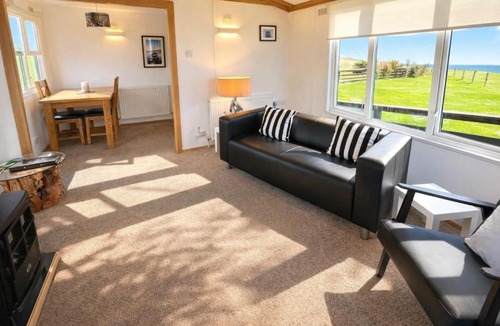 Portpatrick Apartment | Stunning Sea View - Farm Stay - Kilchoman 9