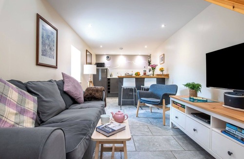 Drumnadrochit House | Stunning villa for 4 people with WIFI, TV and patio