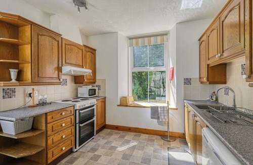 Glen Urquhart House | Stunning villa for 6 people with WIFI, patio and panoramic view