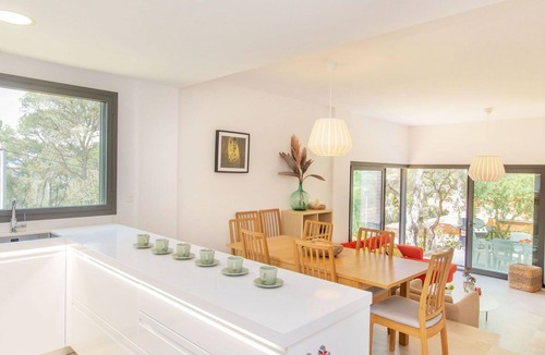 Llafranc House | Stunning villa for 7 people with WIFI, A/C, pool, TV, terrace and panoramic view