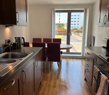 Newhaven Apartment | Stunning Waterfront Western harbour Apartment