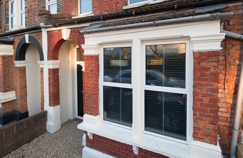 Cann Hall House | Stunnning 4 Bed House Hot Tub, Sky Tv, Pool Table