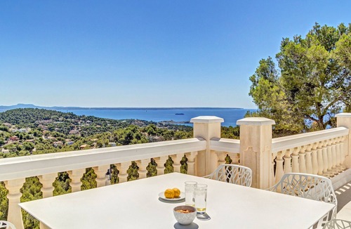 Costa d'en Blanes Villa | Stylish 300 m2 Pool Villa with Stunning Seaview in Exclusive Residential Area