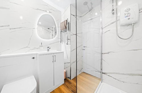 Glasgow Apartment | Stylish Central Glasgow Flat Near Merchant City