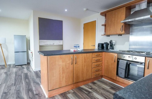 Glasgow Westend Apartment | Stylish Glasgow Apartment with Skyline View
