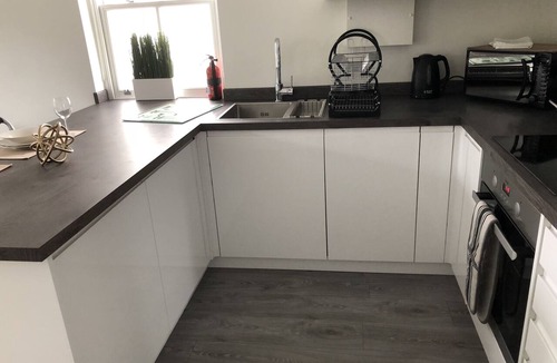 St Albans Apartment | ✨ Stylish St Albans 2 Bedroom — Perfect for Business, Families & Relocation ✨