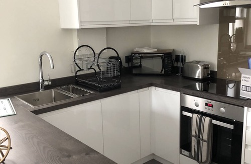 St Albans Apartment | ✨ Stylish St Albans 2 Bedroom — Perfect for Business, Families & Relocation ✨