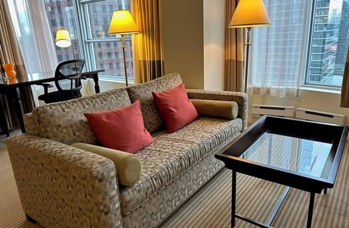 Financial District Apartment | Stylish Studio in Heart of Downtown Toronto