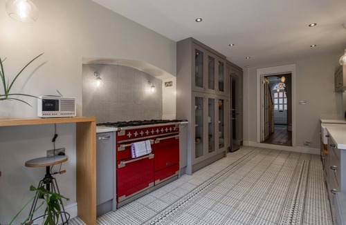 Cambridge House | Stylish Victorian Home Nr Cambridge Station