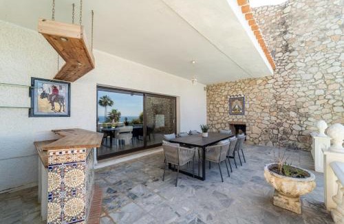 La Capellania Villa | Stylish Villa París