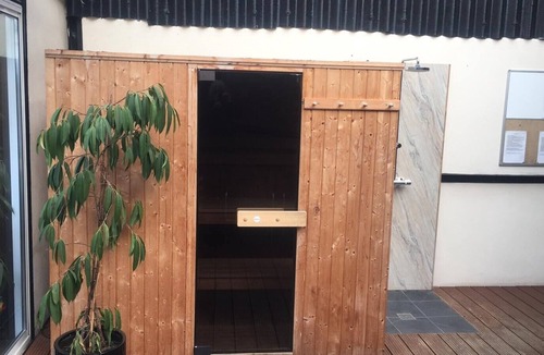 Sudbury House | Suffolk Retreats for up to 24 guests with hot tub