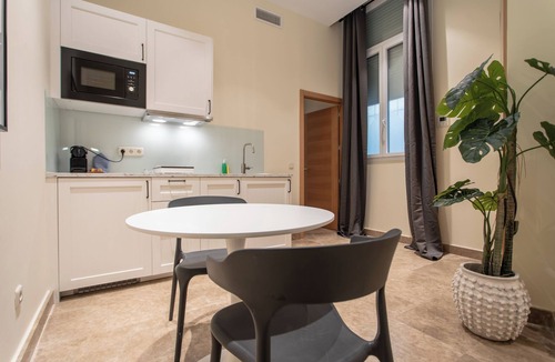 Sol Apartment | Suites You Opera