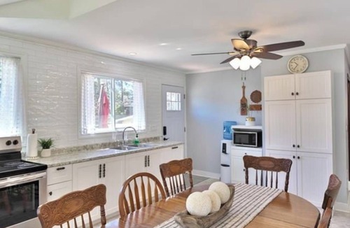 Lafontaine House | Sun, Sand and S'mores-The Great Escape STRTT-2026-071