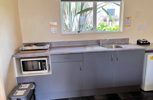 Greymouth Hotel | Sundowner Motel