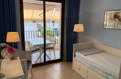 Tossa de Mar Apartment | Sunny 2-Bedroom Apartment with Terrace - shared Pool, Parking - Mountain View and close to the Beach