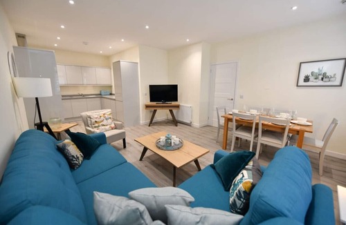 Troon House | Sunny Shores Cottage