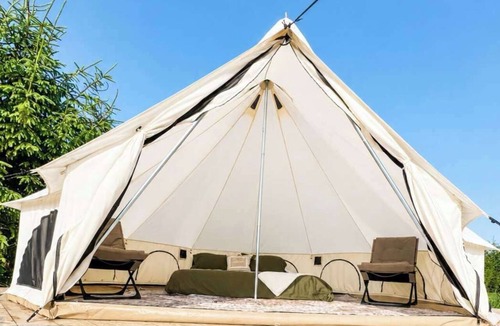 North Perth Apartment | Sunrise Lodge - Lakeside Glamping Experience