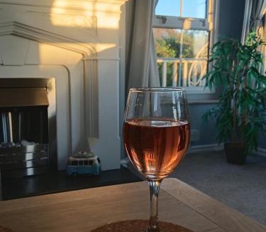 Monreith Apartment | 'Sunset Lodge' Peaceful Coastal Retreat with Hot Tub