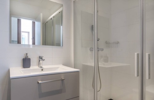 Chueca Apartment | Sup2 Dorm · Sup2 Dorm · Superior 2 Bedroom Apartment - Chueca