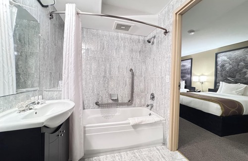 Guelph Hotel | Super 8 by Wyndham Guelph