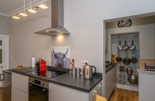 New Town House | Superb 3Beds House in Chic area of the City Centre - Pass the Keys