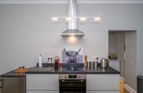 New Town House | Superb 3Beds House in Chic area of the City Centre - Pass the Keys