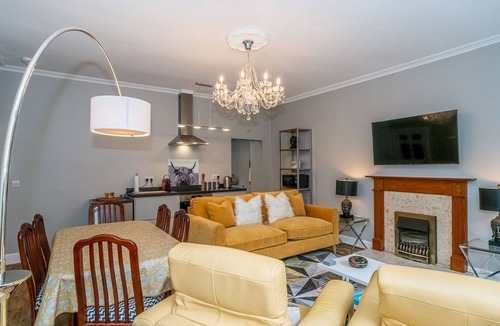 New Town House | Superb 3Beds House in Chic area of the City Centre - Pass the Keys