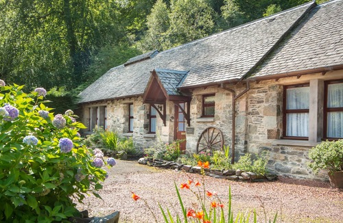 Luss Cottage | Superb, Luxury Holiday Cottage in Luss, Loch Lomond National Park