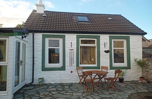 Kilmun Cottage | Tara Cottage - a quirky, cosy, quiet, traditional cottage with private garden.