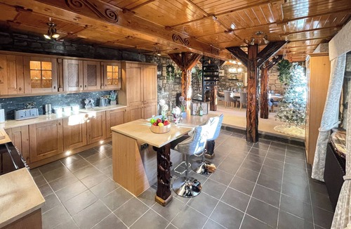 Kilbirnie Cottage | Tennox Stables - UK39975