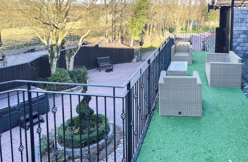 Kilbirnie Cottage | Tennox Stables - UK39975