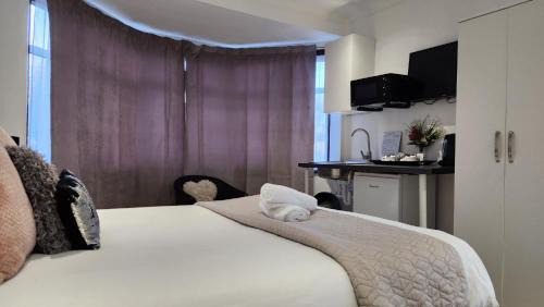 Bush Hill Park Bed & Breakfast | The 88